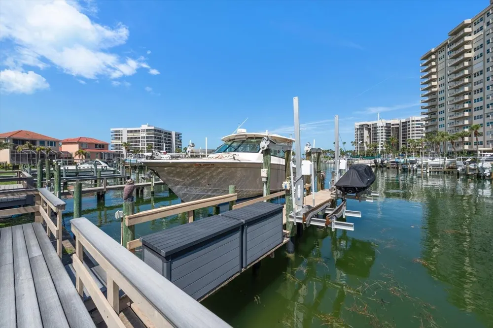 1620 SAND KEY ESTATES COURT Clearwater Beach, FL 33767