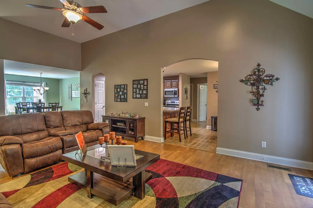 2800 Back Valley Road Trenton, GA 30752