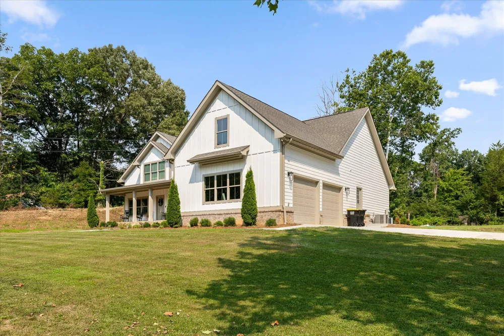 7505 Island Manor Drive Harrison, TN 37341