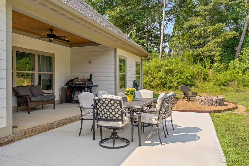 7505 Island Manor Drive Harrison, TN 37341