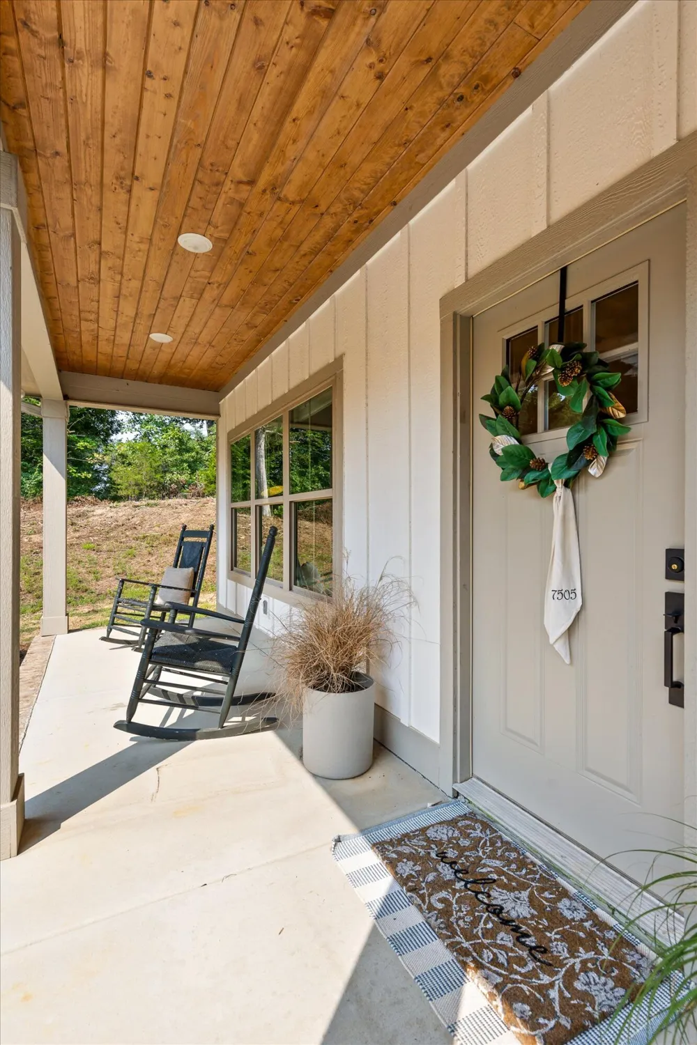 7505 Island Manor Drive Harrison, TN 37341