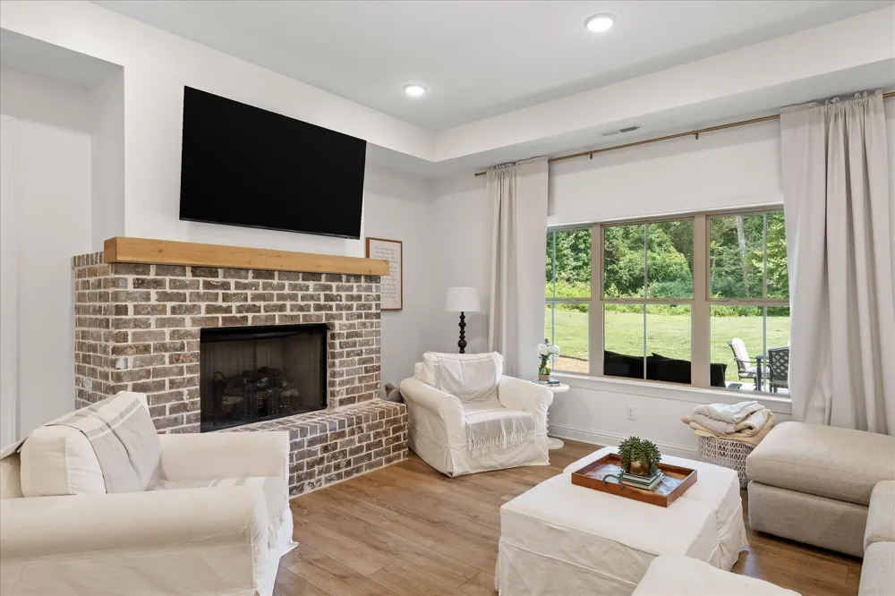 7505 Island Manor Drive Harrison, TN 37341