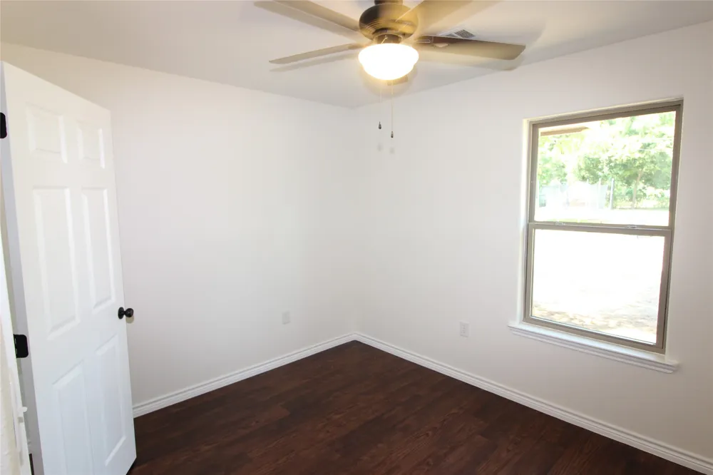 104 Boston Street Whitesboro, TX 76273