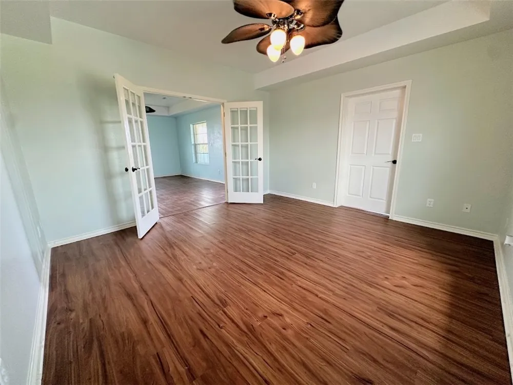 103 Palm Drive Rockport, TX 78382