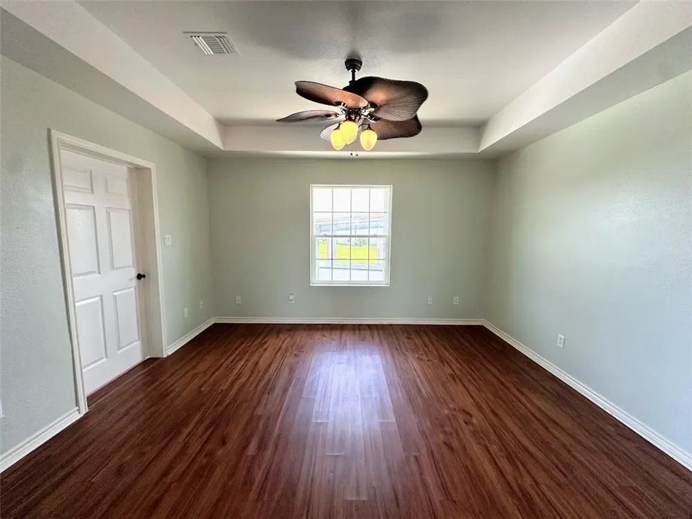 103 Palm Drive Rockport, TX 78382
