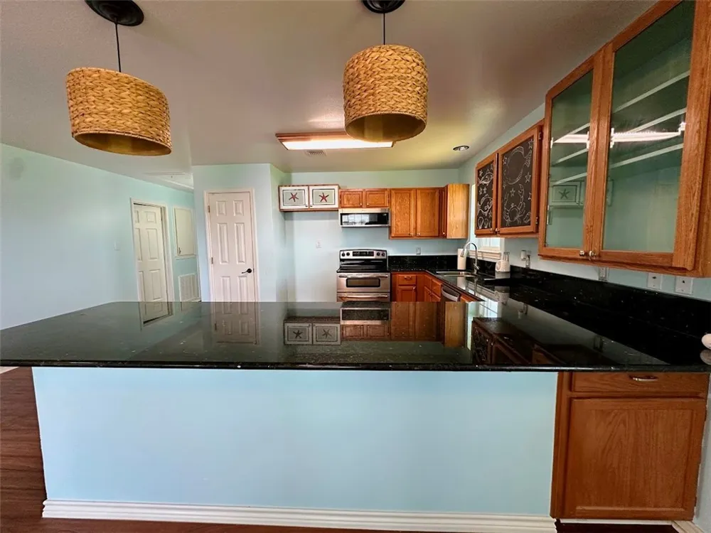 103 Palm Drive Rockport, TX 78382