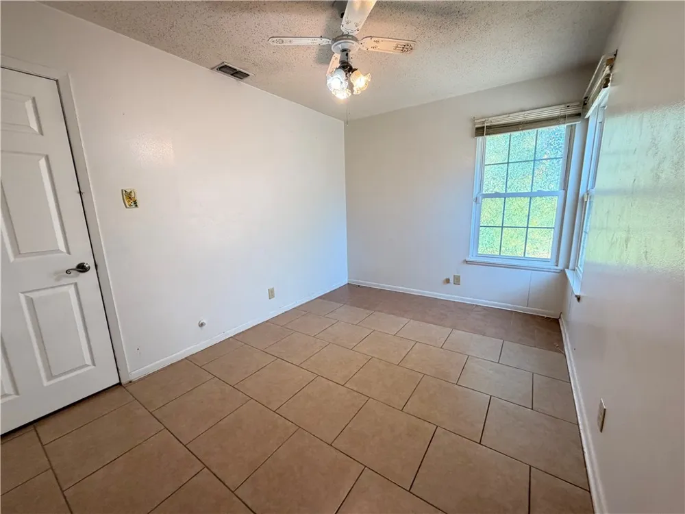 1708 Crosby Street Portland, TX 78374