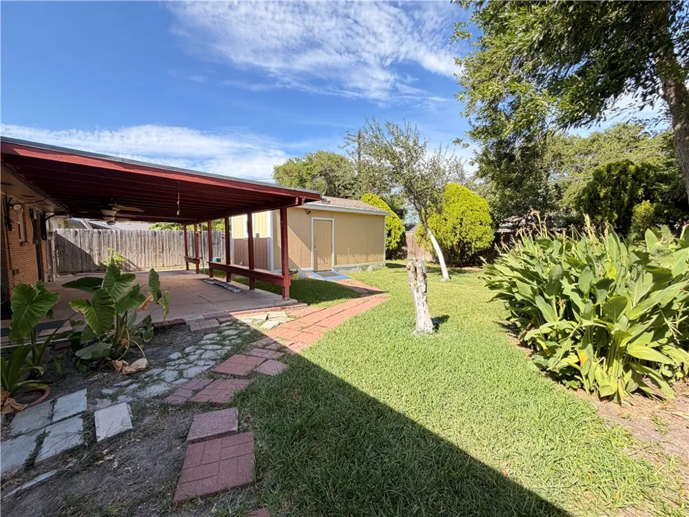 1708 Crosby Street Portland, TX 78374