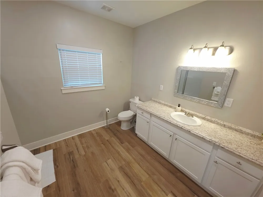 121 Oasis Circle Rockport, TX 78382