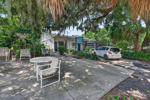 1208 Kennedy Road