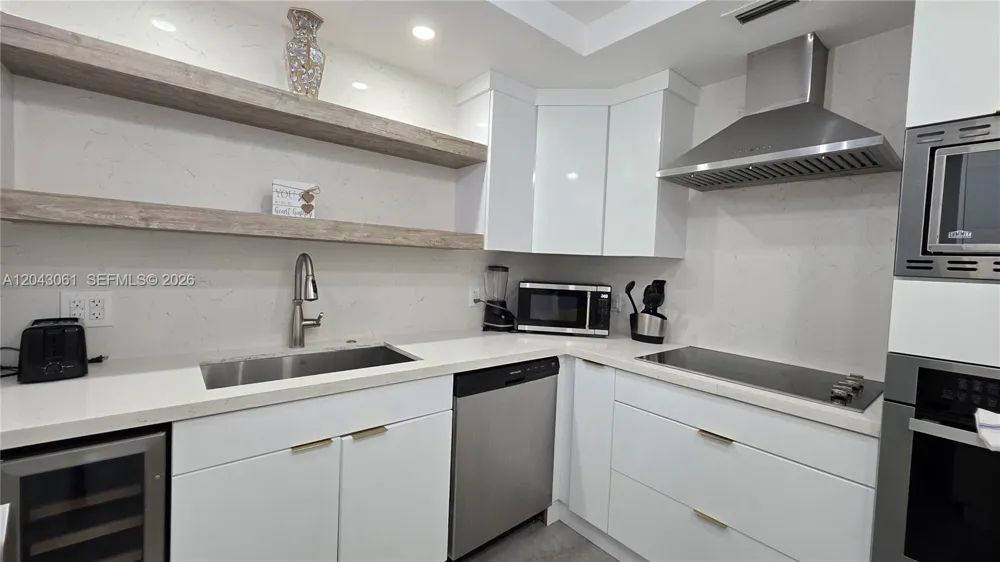 4001 S Ocean Dr #9F Hollywood, FL 33019