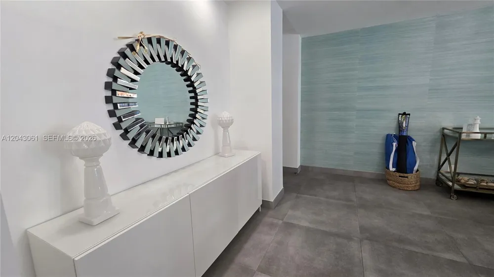 4001 S Ocean Dr #9F Hollywood, FL 33019