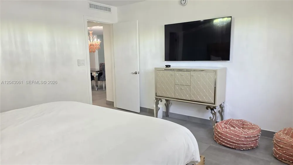 4001 S Ocean Dr #9F Hollywood, FL 33019