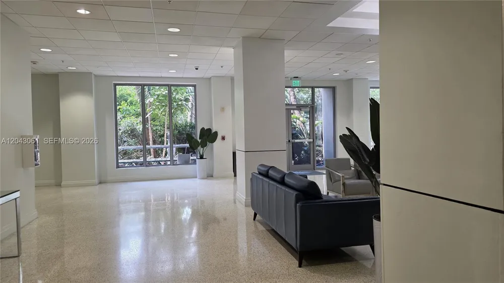 4001 S Ocean Dr #9F Hollywood, FL 33019
