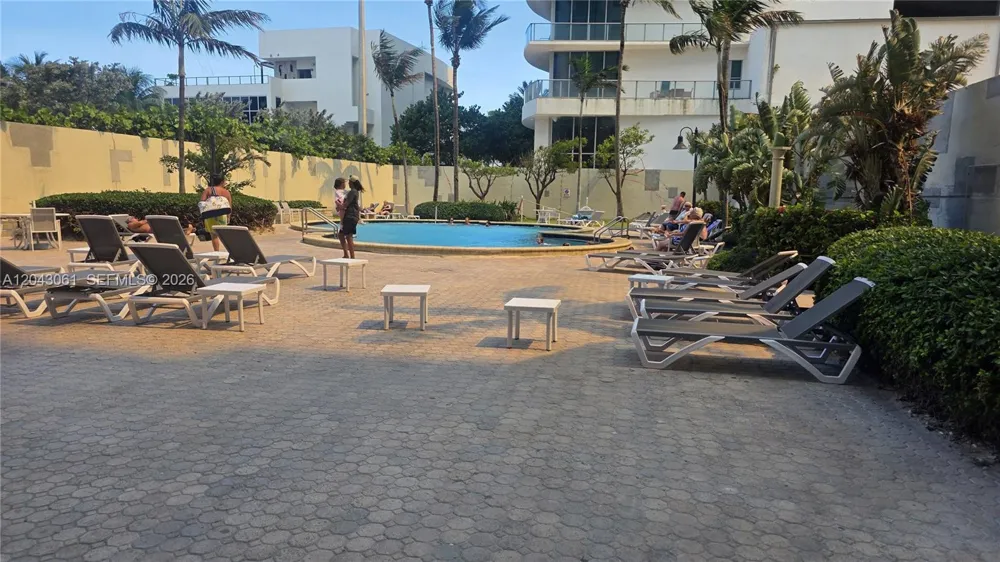 4001 S Ocean Dr #9F Hollywood, FL 33019