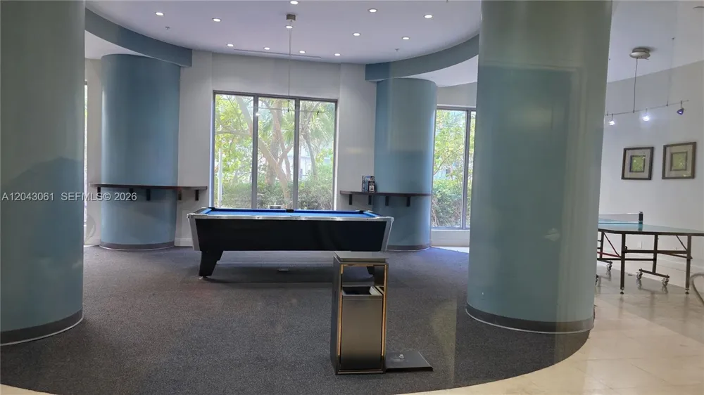 4001 S Ocean Dr #9F Hollywood, FL 33019