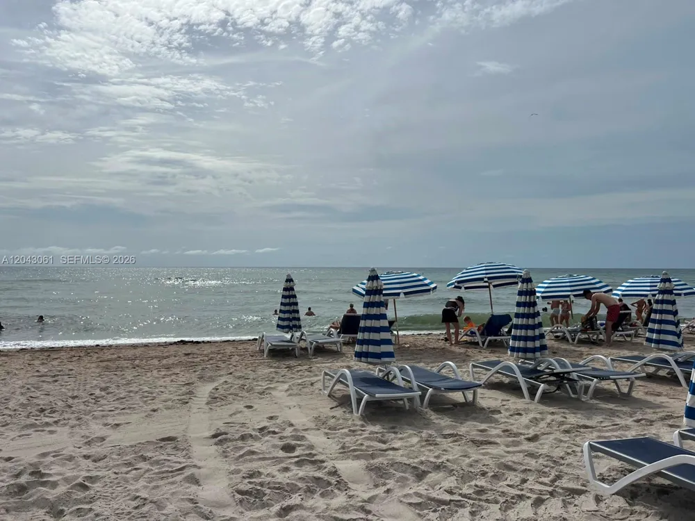 4001 S Ocean Dr #9F Hollywood, FL 33019
