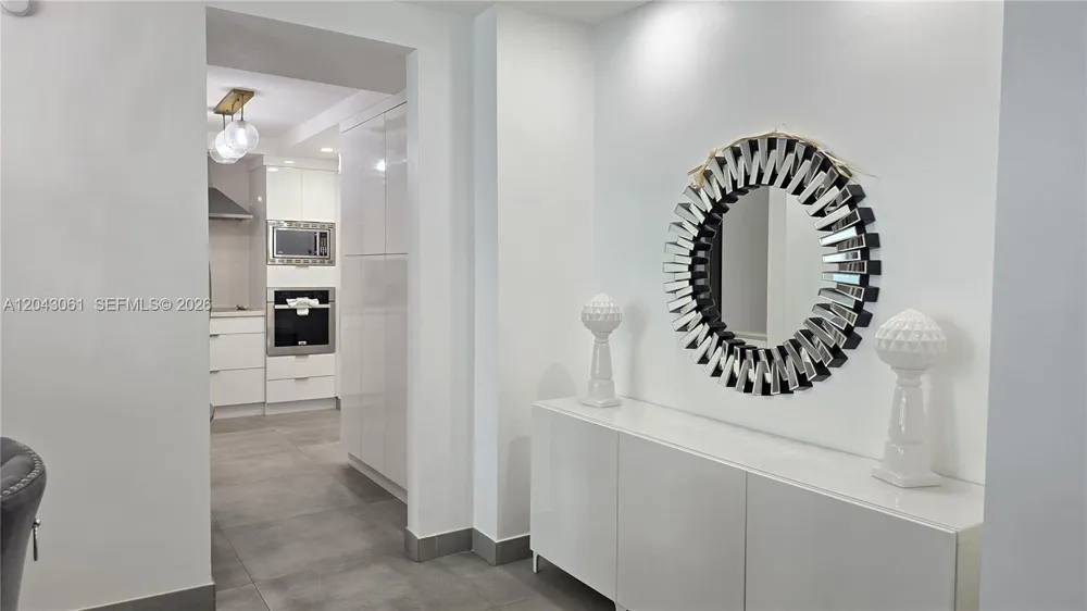 4001 S Ocean Dr #9F Hollywood, FL 33019