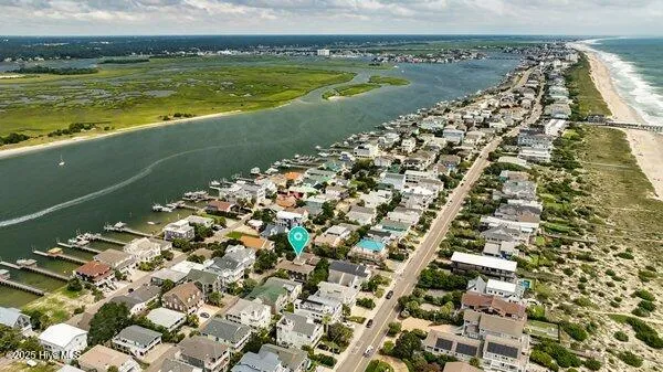 821 Schloss Street Wrightsville Beach, NC 28480