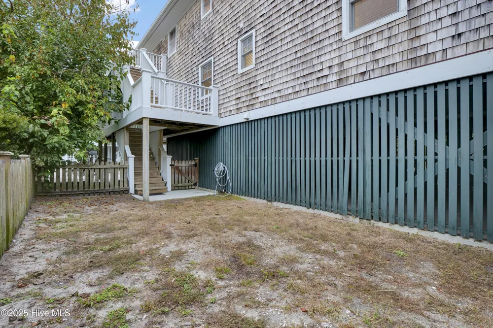 821 Schloss Street Wrightsville Beach, NC 28480