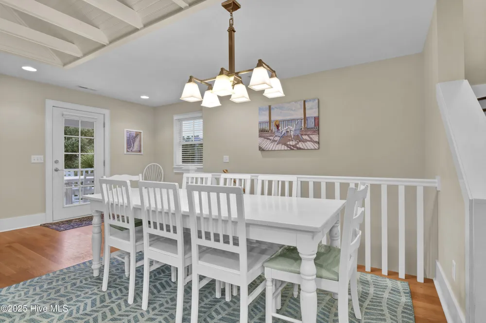 821 Schloss Street Wrightsville Beach, NC 28480