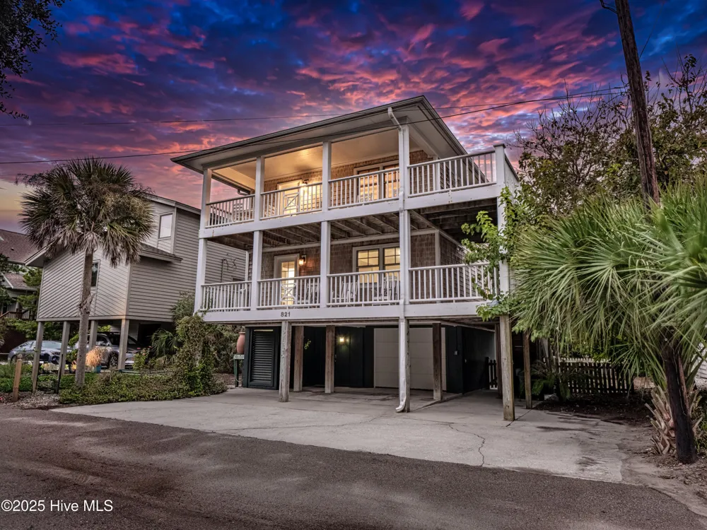 821 Schloss Street Wrightsville Beach, NC 28480
