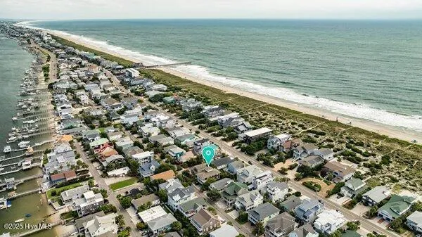 821 Schloss Street Wrightsville Beach, NC 28480