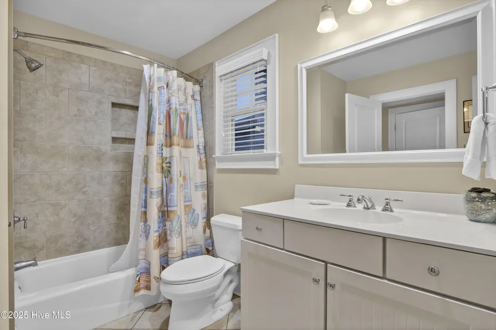 821 Schloss Street Wrightsville Beach, NC 28480
