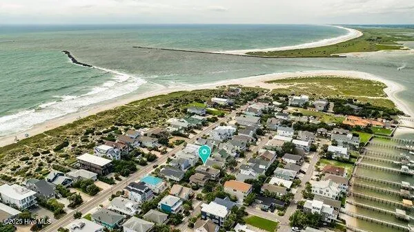 821 Schloss Street Wrightsville Beach, NC 28480