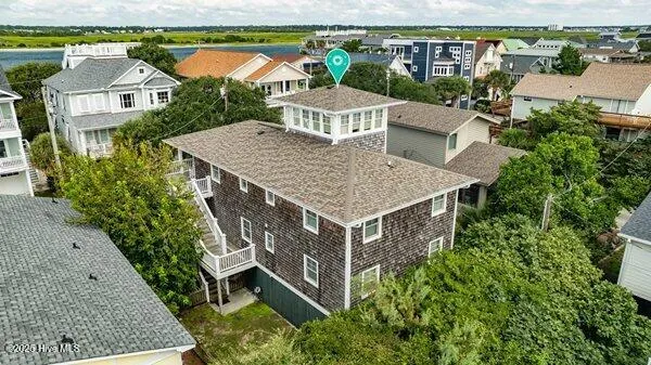 821 Schloss Street Wrightsville Beach, NC 28480