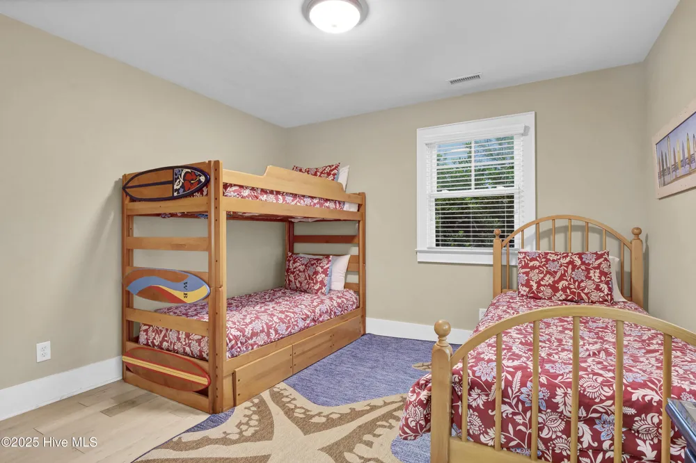 821 Schloss Street Wrightsville Beach, NC 28480