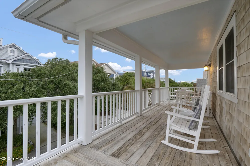 821 Schloss Street Wrightsville Beach, NC 28480