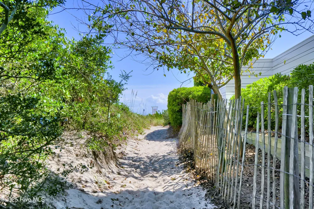 821 Schloss Street Wrightsville Beach, NC 28480