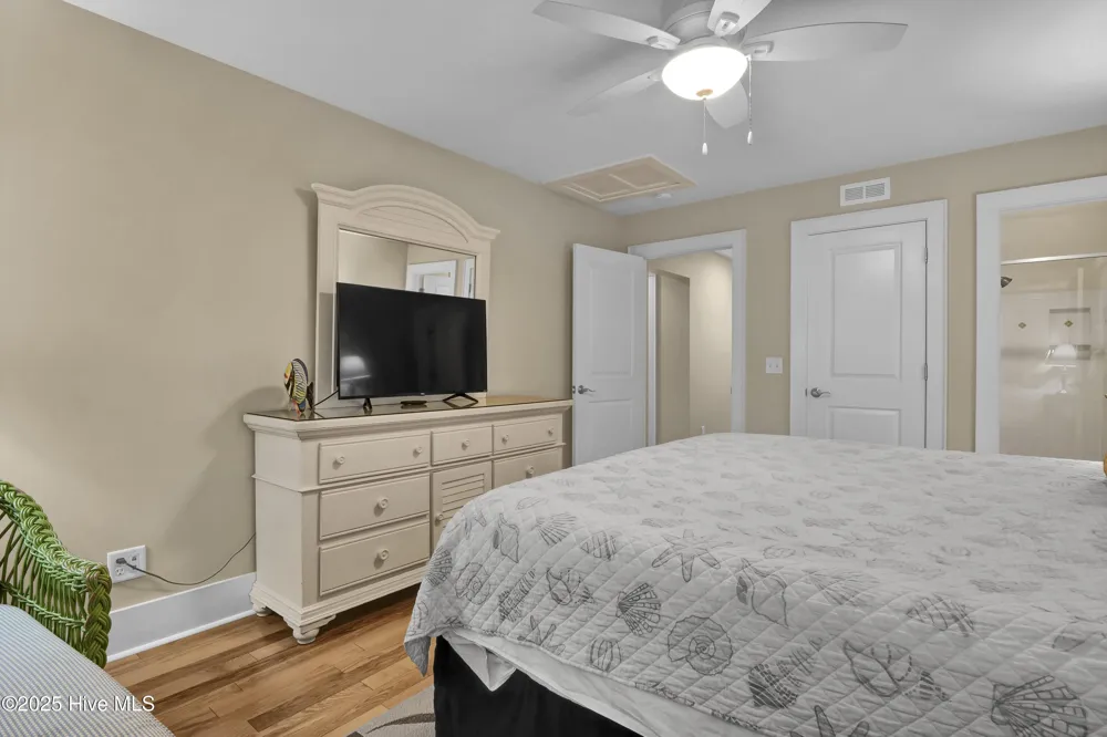 821 Schloss Street Wrightsville Beach, NC 28480