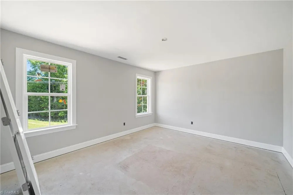 165 Canton Drive Lexington, NC 27295