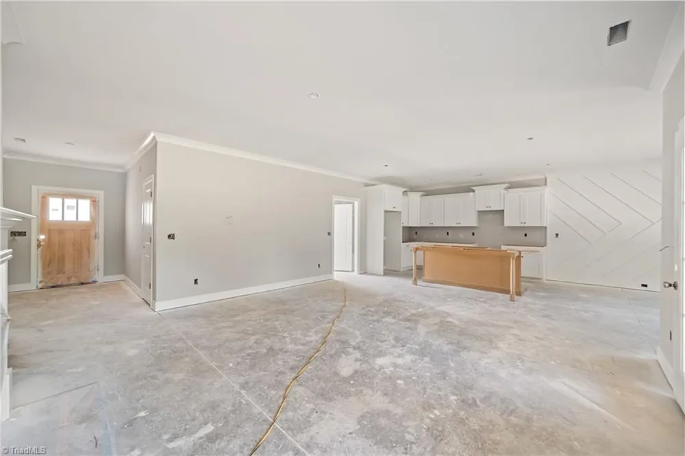 165 Canton Drive Lexington, NC 27295