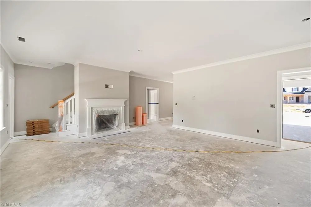 165 Canton Drive Lexington, NC 27295