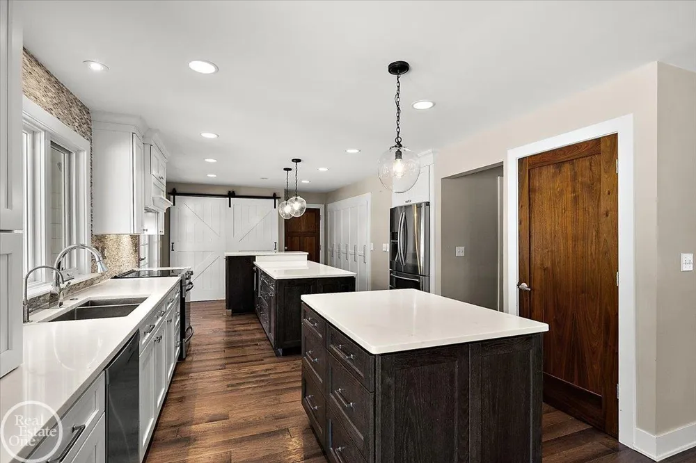 88 Aspinwall Drive Troy City, MI 48098