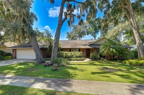 1101 OAKRIDGE MANOR DRIVE