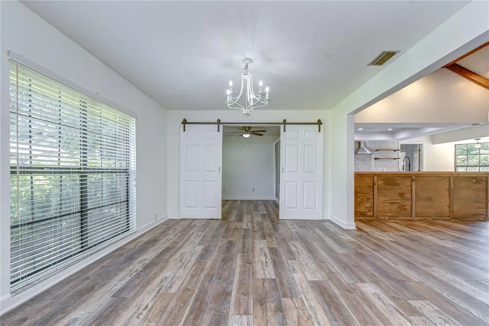 1101 OAKRIDGE MANOR DRIVE Brandon, FL 33511