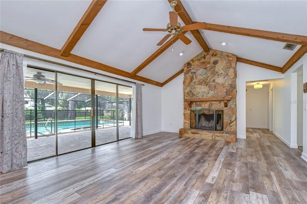 1101 OAKRIDGE MANOR DRIVE Brandon, FL 33511
