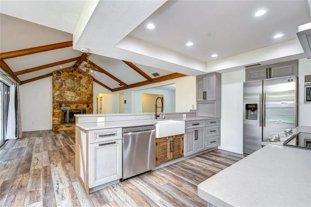 1101 OAKRIDGE MANOR DRIVE Brandon, FL 33511