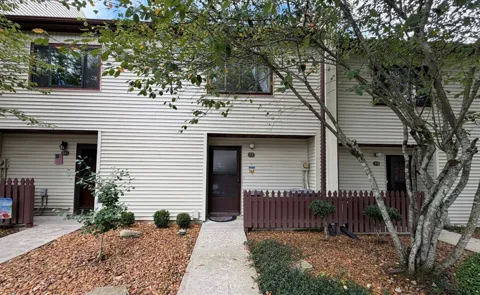 72 Wilshire Heights Dr