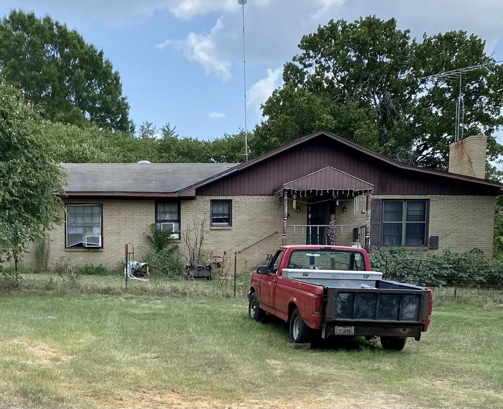 1852 857 Grand Saline, TX 75140