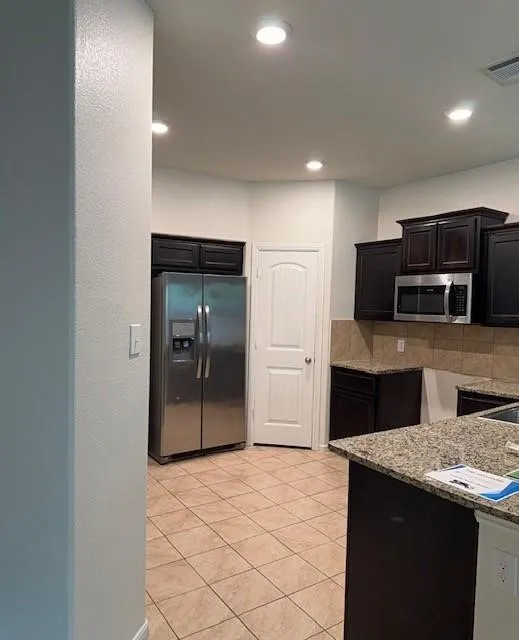 945 Loftin Street Crowley, TX 76036