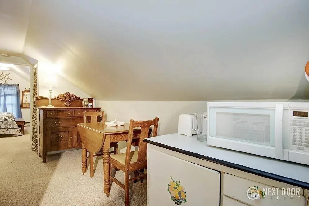 706 W Loomis Street Ludington, MI 49431