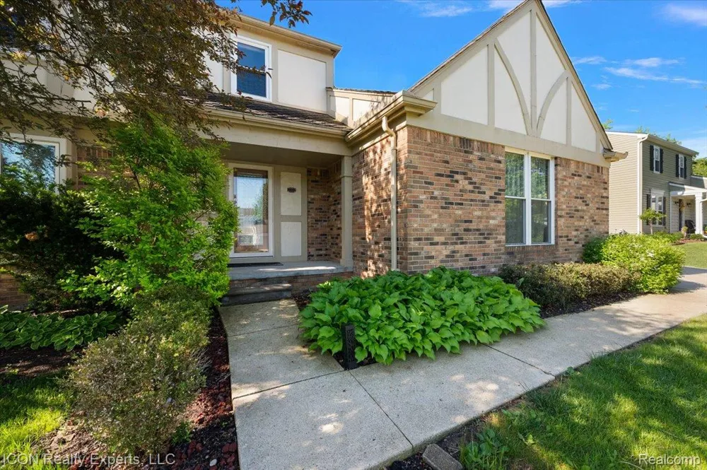 44831 Huntington Drive Novi City, MI 48375