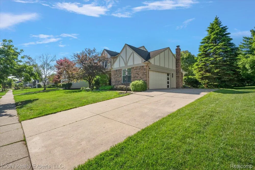 44831 Huntington Drive Novi City, MI 48375