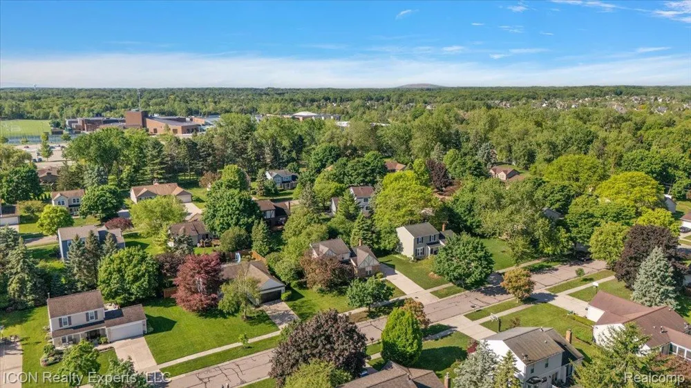 44831 Huntington Drive Novi City, MI 48375