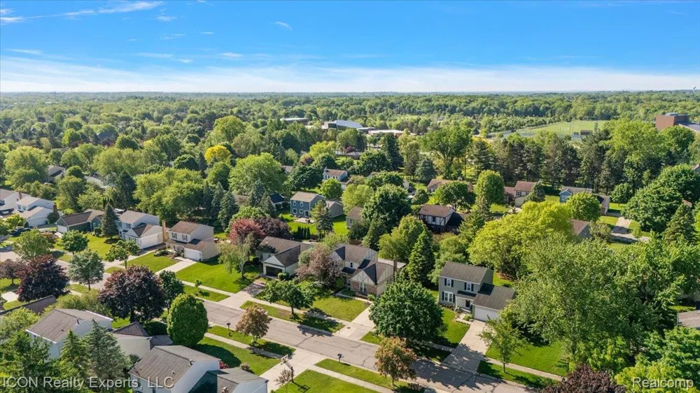 44831 Huntington Drive Novi City, MI 48375
